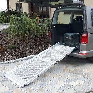 车用无障碍坡道