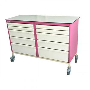 兽医诊所工作台 1