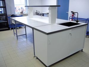 带水槽实验台 1