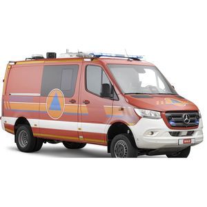 公共工程维护移动医疗车 1