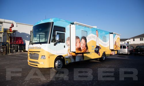 实验室移动医疗车 - 16762 - Farber Specialty Vehicles - 卡车 / 公共汽车 / 柴油