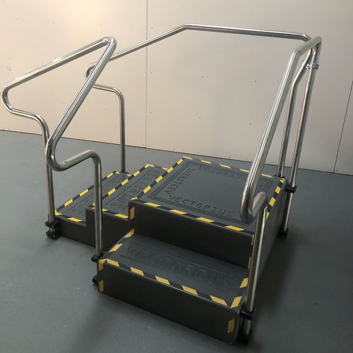 拐角康复训练楼梯 - VSR  - Vector Fitness Products - 双扶手 / 带有坡道