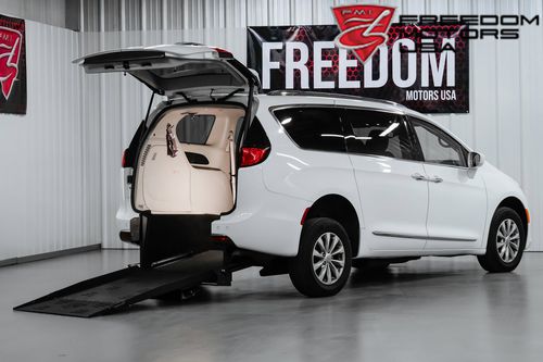 厢式无障碍车 - 27962 - Freedom Motors USA - 后尾门