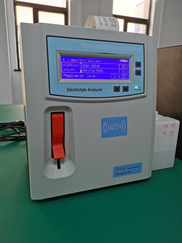 自动电解质分析仪 - FT-320  - Panstar Electronic Instrument Co.,Ltd - 半自动 / pH 值 / K+