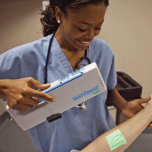 投影式静脉检测仪 - VeinViewer® Flex - Christie Medical - 近红外 / 静脉穿刺 / 手持