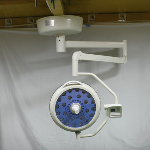 吊顶无影灯 - E500 Multi-color Plus  - Nanchang Micare Medical Equipment - LED / 牙科 / 兽用