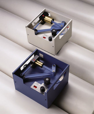 兽用呼吸机 - Ugo Basile 7025 - Rothacher Medical - 电子 / 用于鼠类 / 用于大鼠