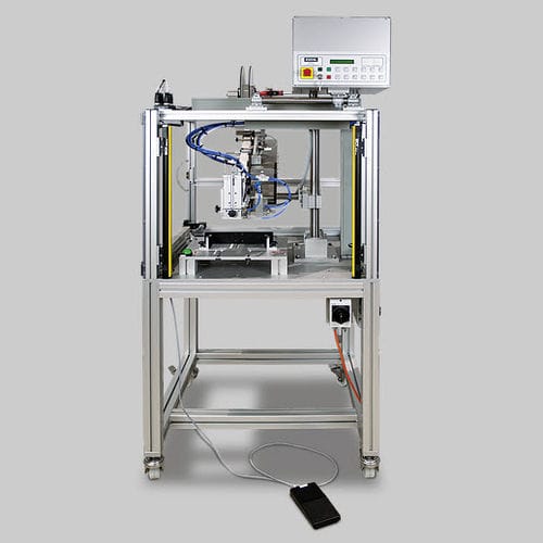 纸箱贴标签机 - TNC-L - b+b Automations- und Steuerungstechnik GmbH - 半自动