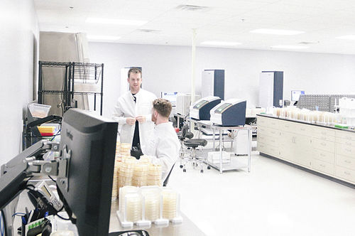 MALDI-TOF细菌自动识别器 - AccuPRO-ID®  - Charles River Laboratories
