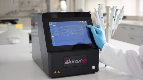 自动化免疫分析仪 - 4450 – akiron® NEO - MEDIPAN GmbH - 临床诊断 / IFA / ANCA抗中性粒细胞胞浆抗体