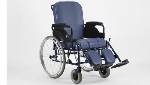 带扶手座厕椅 - 9300 - Vermeiren Medical Equipment - 带脚凳