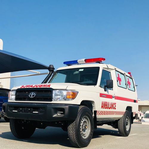 辅助医护救护车 - Toyota Hard Top LC78 2023YM - Monstro Hard FZCO - 运输病患 / 卡车 / C型