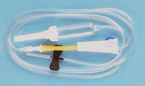 带滴水室输液器 - 1066 - Rongbo Medical - 带龙头阀