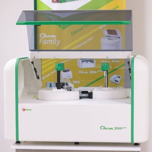 自动临床化学分析仪 - Chem 300 plus - Gesan Production  - 台式 / 带ISE / 随机取样