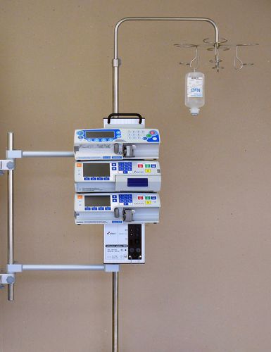 壁挂输液架 - M-IS16 - Medical Technologies LBI - 4 个钩子 / 用于注射泵 / 不锈钢