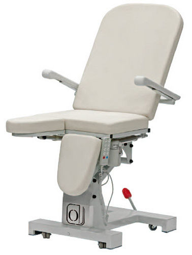 足病诊疗椅 - SP.4000E - Orla Equipamientos Clínicos - 电动 / 可调高度 / 3台面