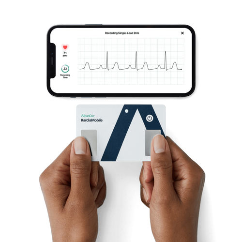手持病人监护仪 - KardiaMobile® Card - AliveCor - ECG / 居家护理 / 用于室外